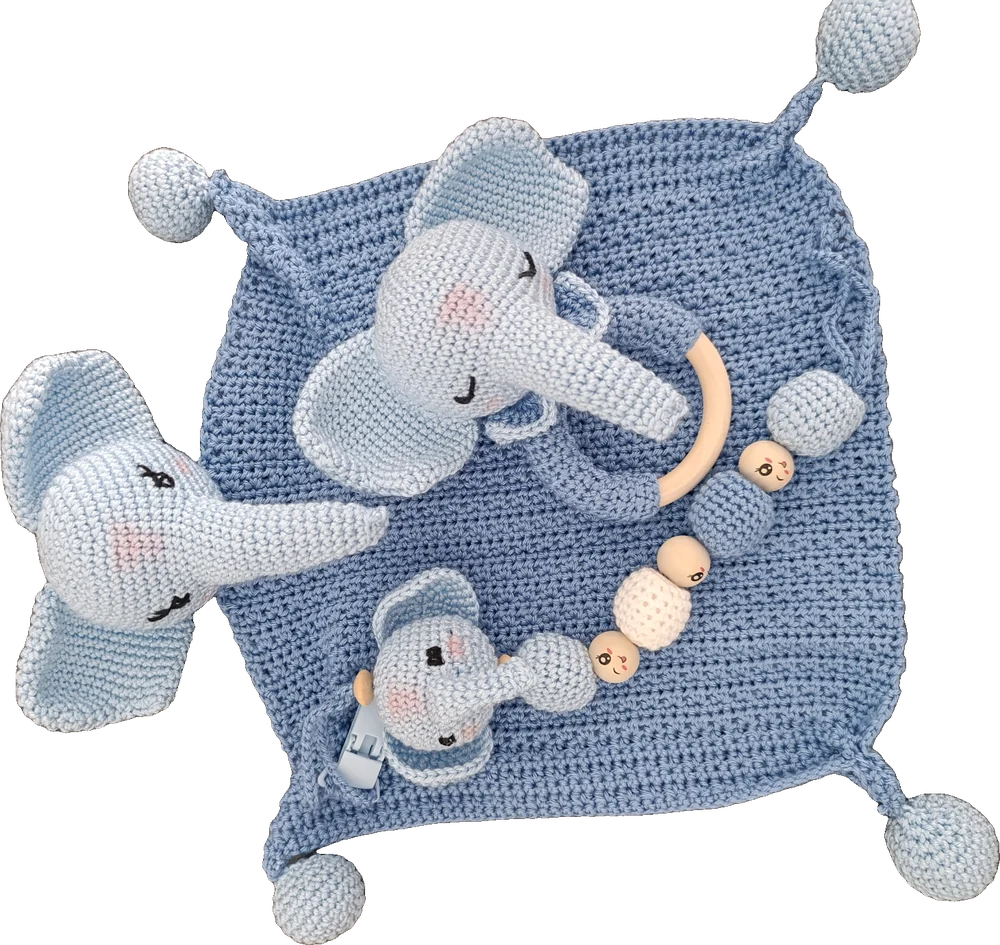 Set elefante: dudú, sonajero y chupetero, tejido a crochet por Ana